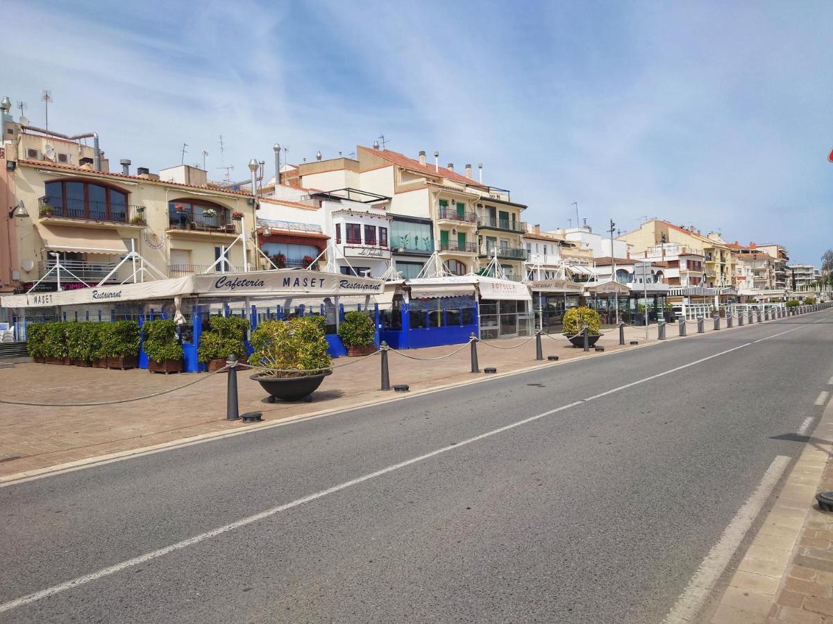 Apartmán Primera Linia De Mar, Zona Tranquila Cambrils Exteriér fotografie